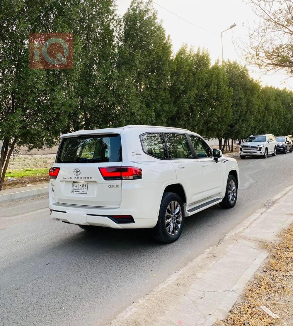 تويوتا لاندكروزر